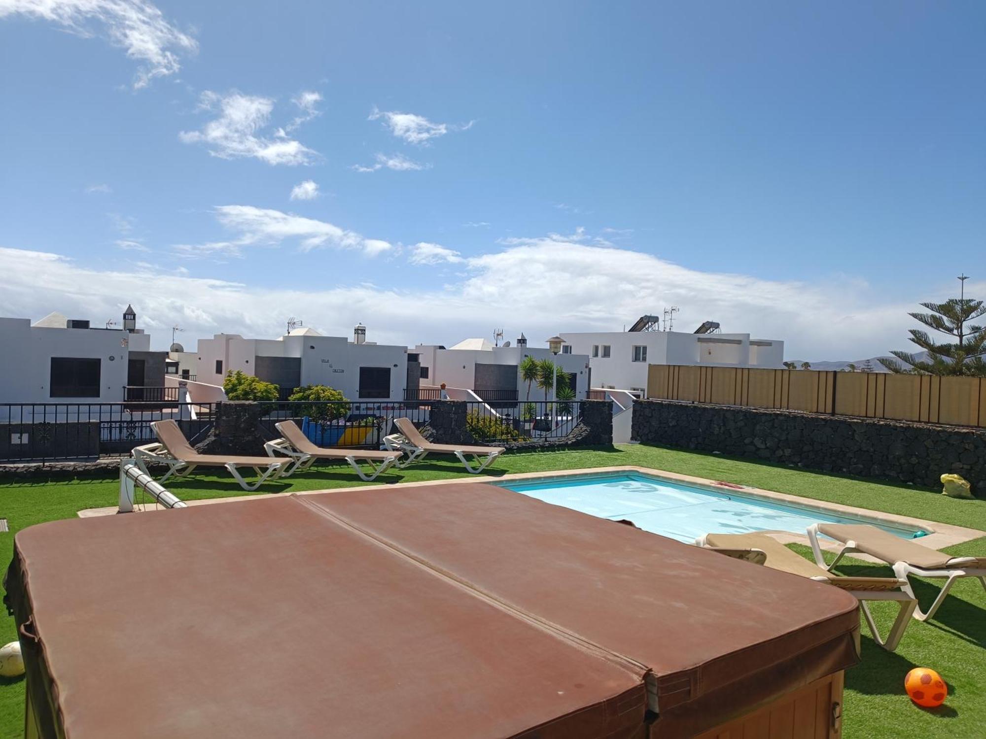 Villa Juanita, Puerto Del Carmen, Lanzarote Tías Exteriör bild