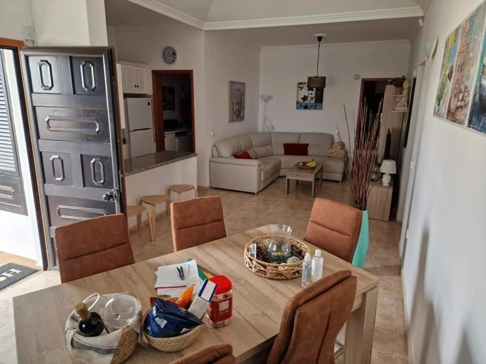 Villa Juanita, Puerto Del Carmen, Lanzarote Tías Exteriör bild